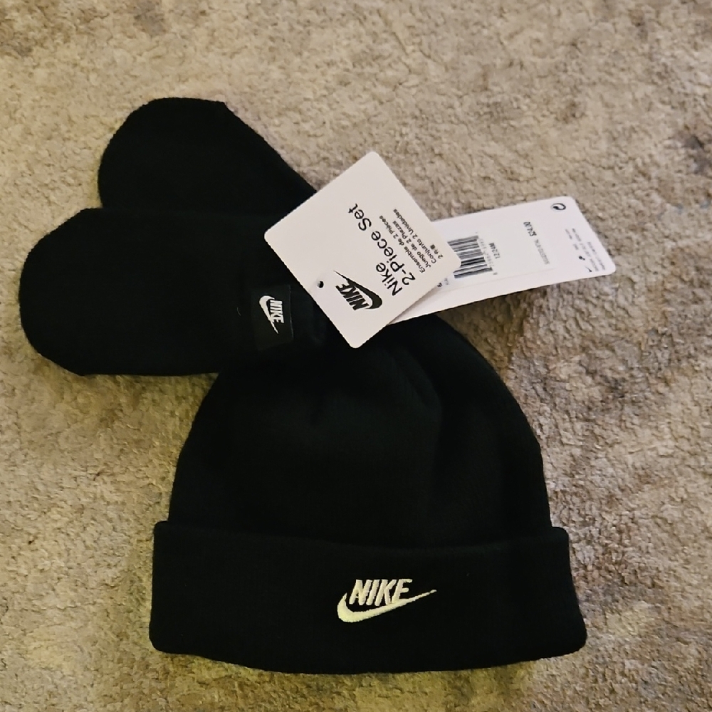 Nike Black Hat and Mittens Set
